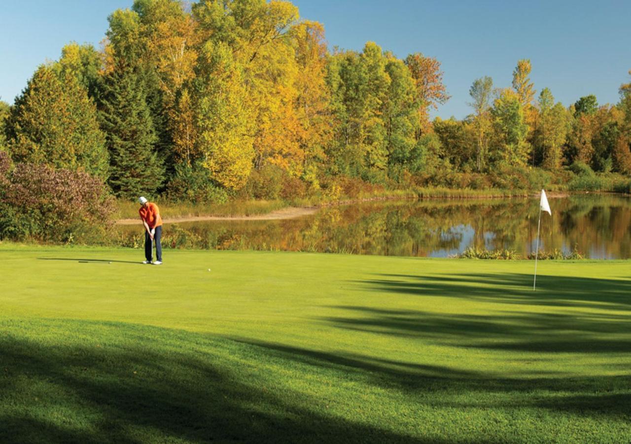 Living Stone Golf Resort Collingwood Exterior photo
